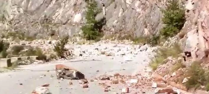 Σεισμός στη Θεσσαλία: Ρωγμές, κατολισθήσεις και πτώσεις βράχων